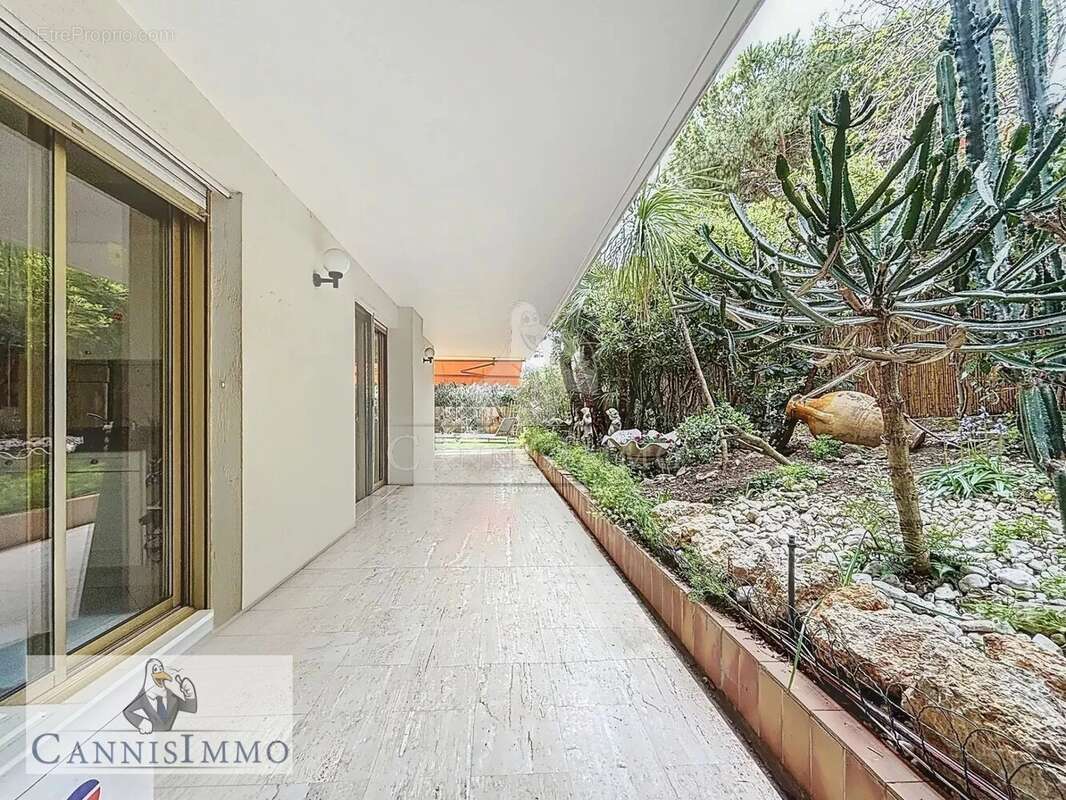 Appartement à CANNES