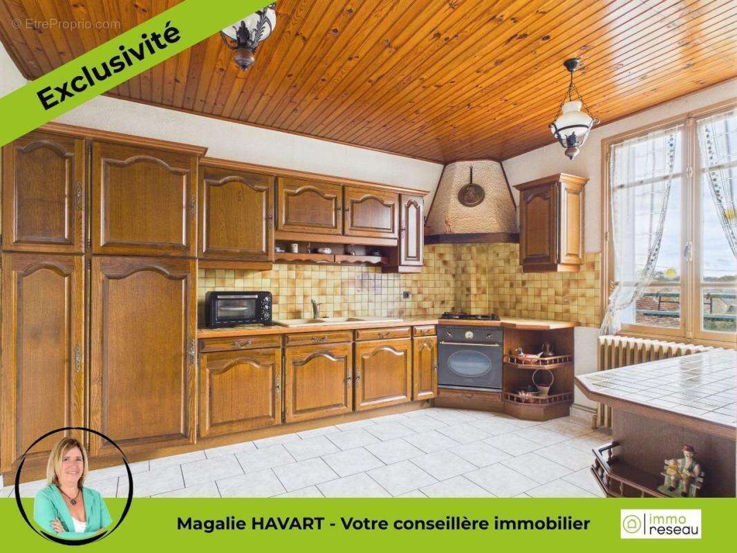 Maison à THENAY
