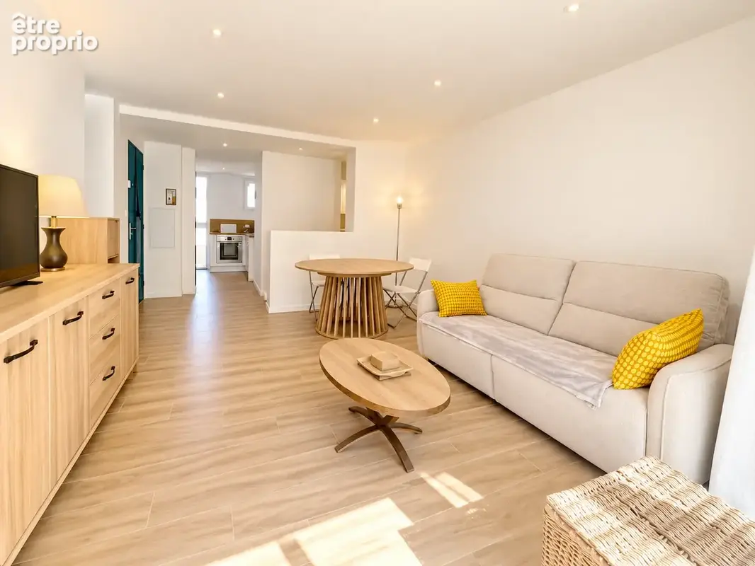 Appartement T3 de 63m2 à proximité immédiate des plages à Six-Fours Les Plages - photo 4