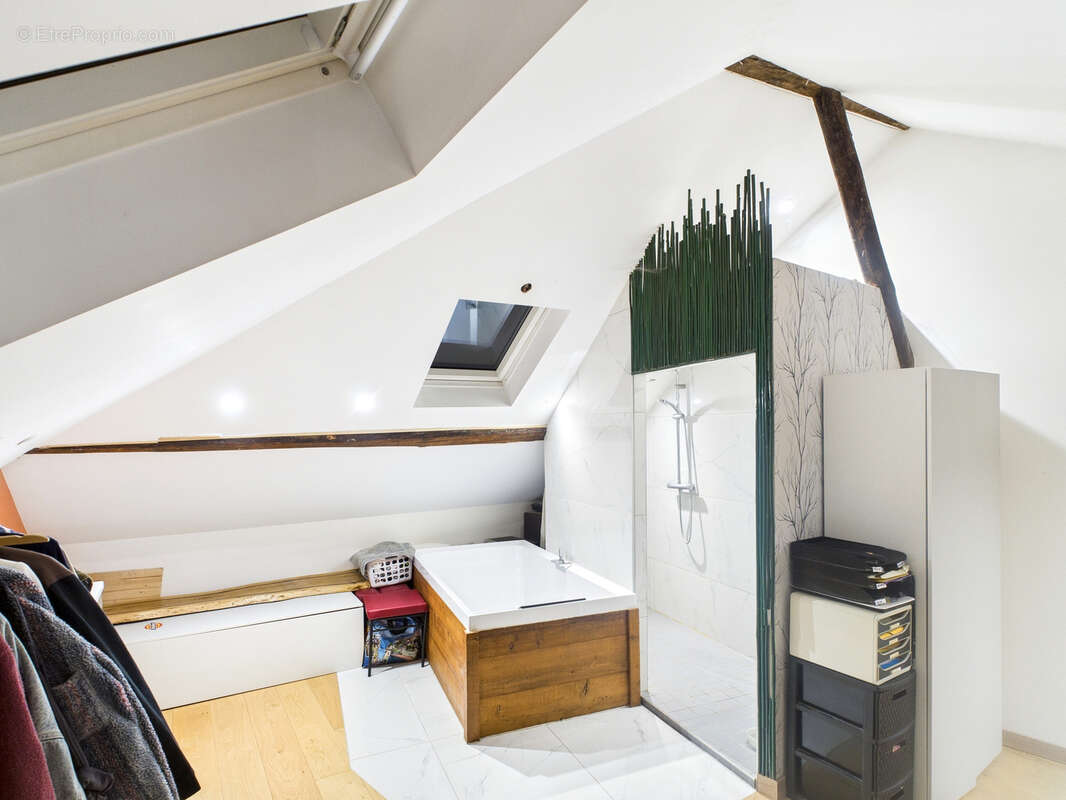 Appartement à EVIAN-LES-BAINS