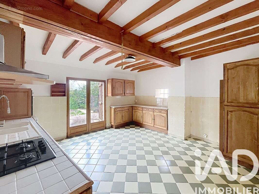 Maison 83 m² à Saint-Maurice-Sur-Aveyron  - photo 8