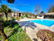 Maison à VILLIEU-LOYES-MOLLON