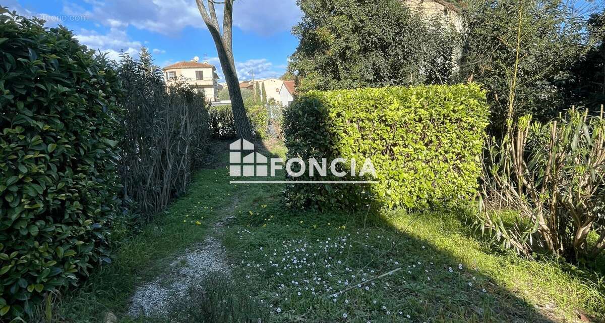 Appartement à MANDELIEU-LA-NAPOULE