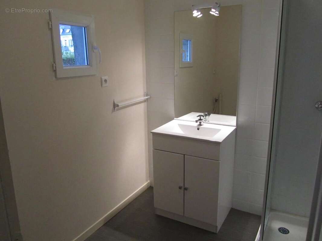 Maison à COSNE-COURS-SUR-LOIRE