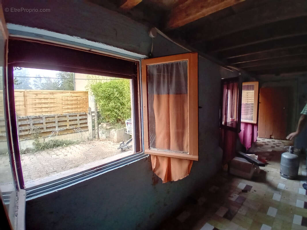 Maison à SAINT-VINCENT-DE-BOISSET