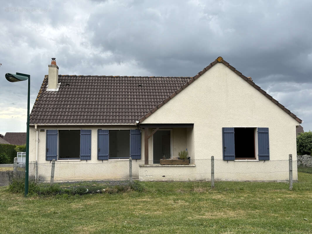 Maison à PONT-DE-L&#039;ARCHE