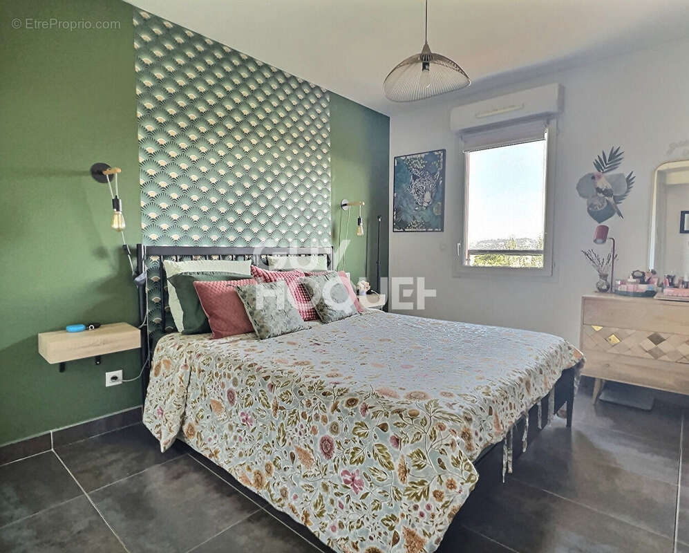 Appartement à MARSEILLE-8E