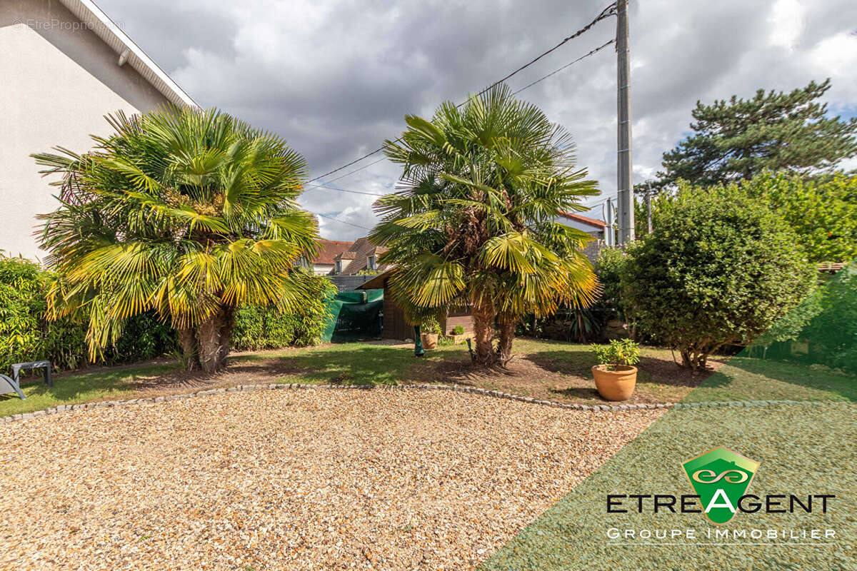 Maison à VERNEUIL-SUR-SEINE