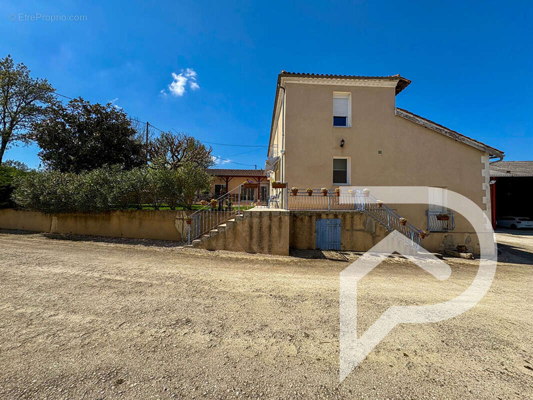 Maison à MONTESTRUC-SUR-GERS