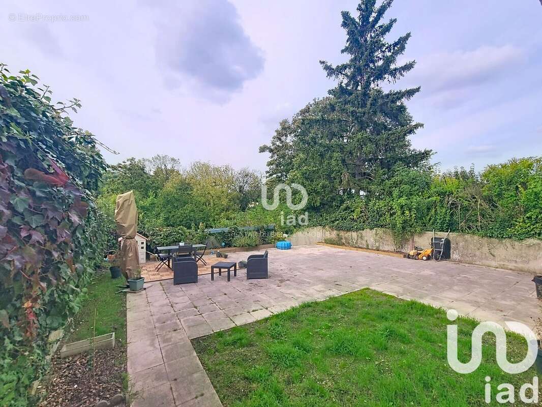 Photo 7 - Maison à AUFFREVILLE-BRASSEUIL