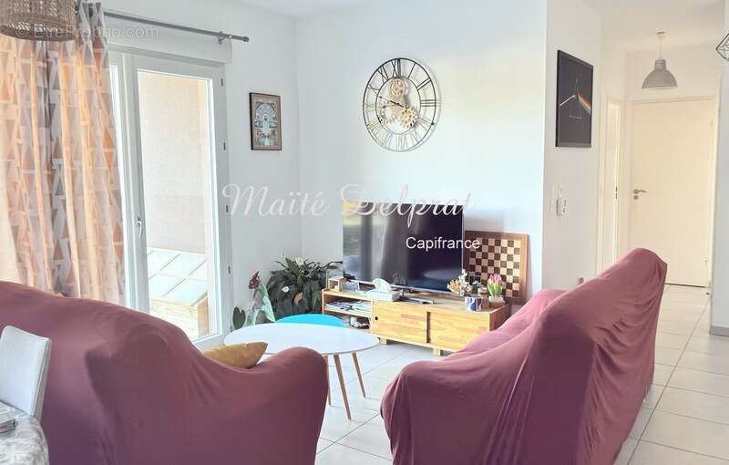 Appartement à COURTHEZON