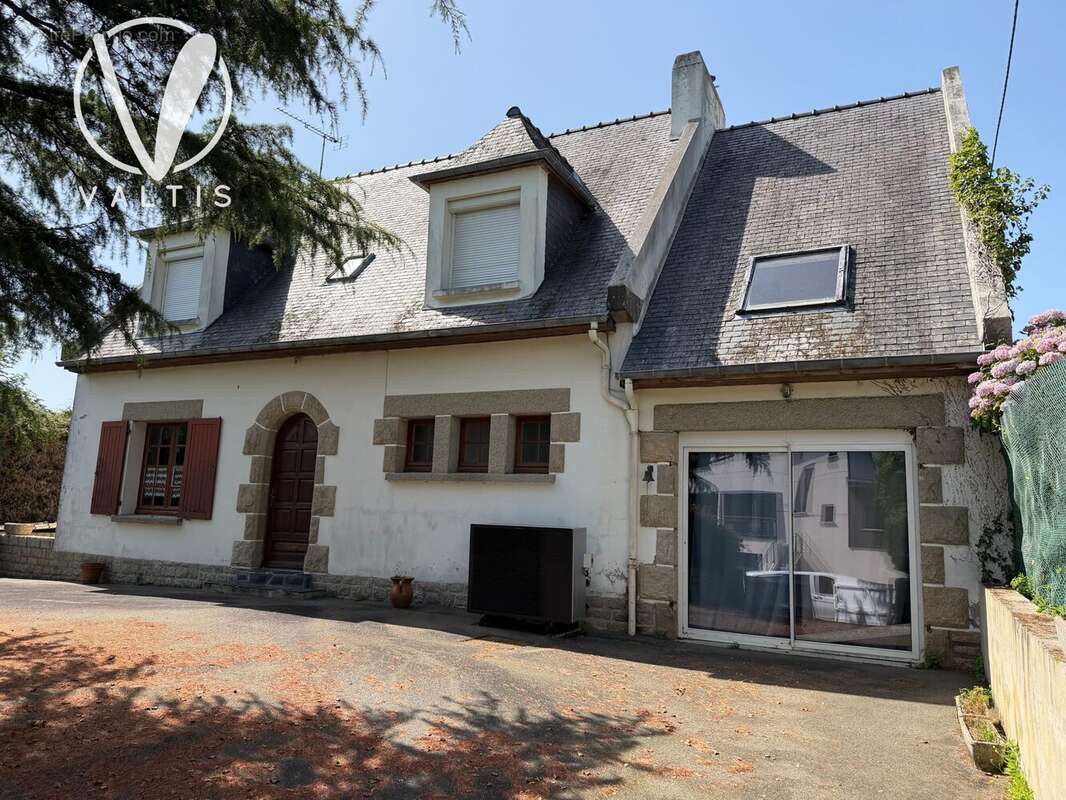 Maison 123 m² à Saint-Cast-Le-Guildo  - photo 2