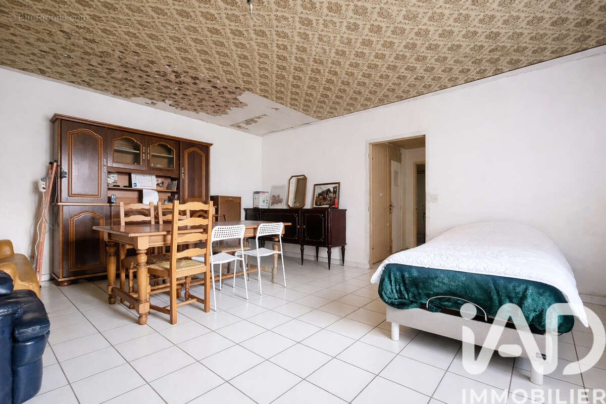 Photo 6 - Maison à SAINT-CARADEC