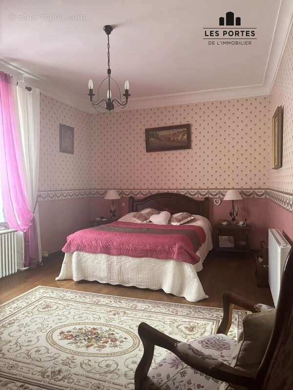 Maison à BUNO-BONNEVAUX