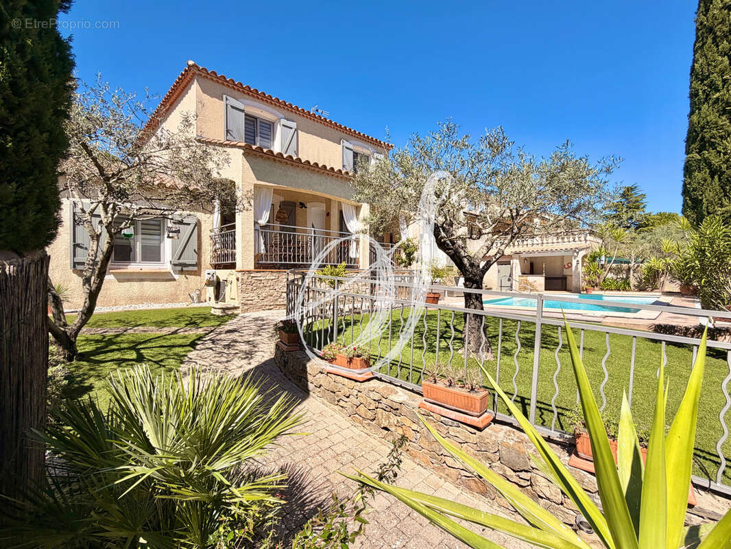 Maison à SAINT-GEORGES-D'ORQUES