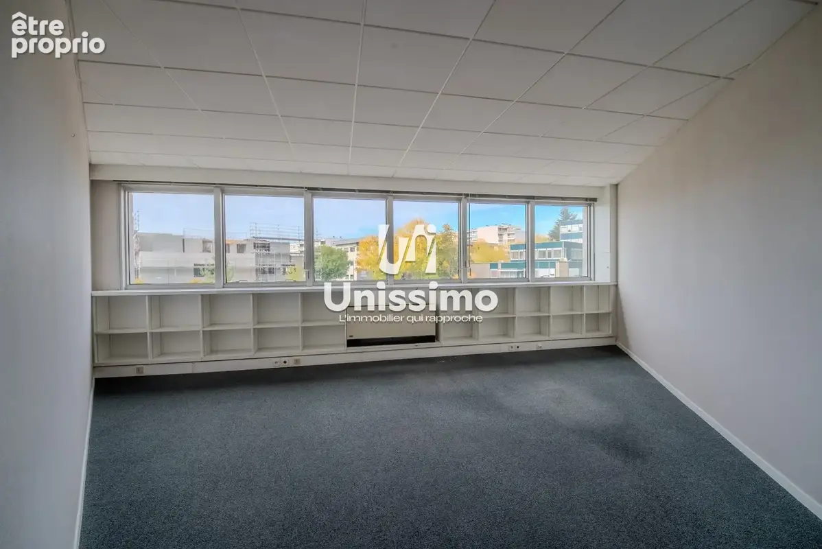 Commerce 300 m² à vendre à Montbeliard (25200) - photo 6
