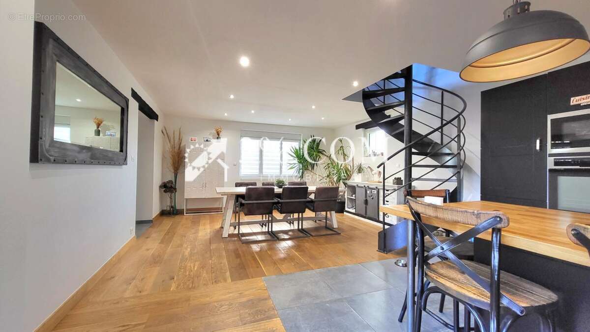 Maison à NEUVE-CHAPELLE