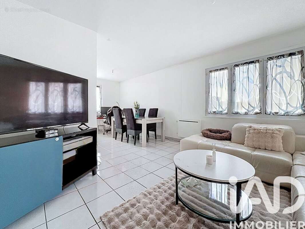 Photo 4 - Appartement à SAINT-MARTIN-D'HERES