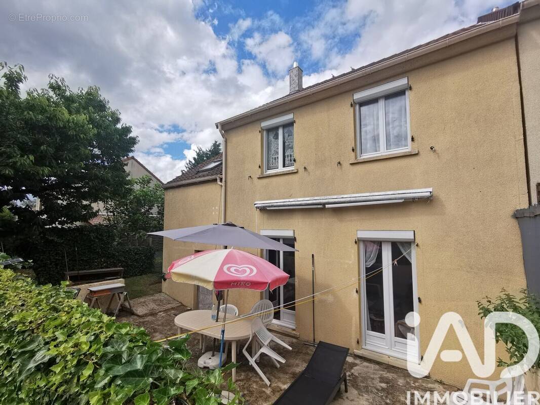 Photo 1 - Maison à SOIGNOLLES-EN-BRIE