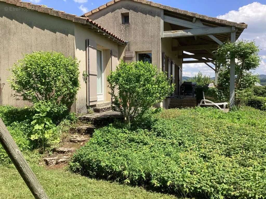 Maison à MAZILLE
