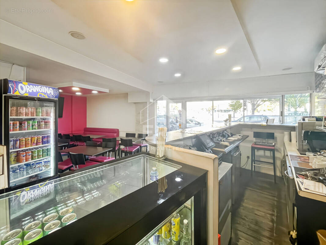 Autre à MARSEILLE-8E