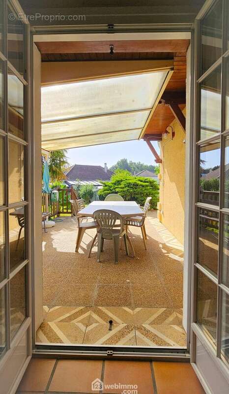 Maison 115 m² à Lons  - photo 9