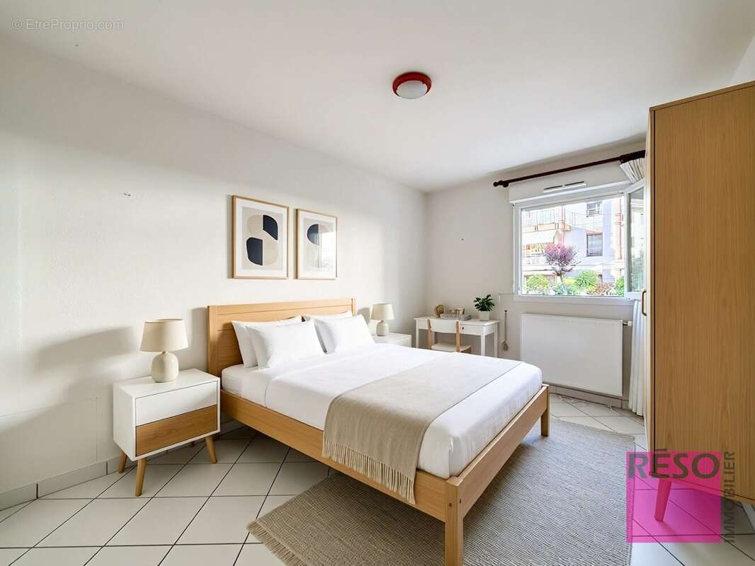 Appartement à COLLONGES-SOUS-SALEVE