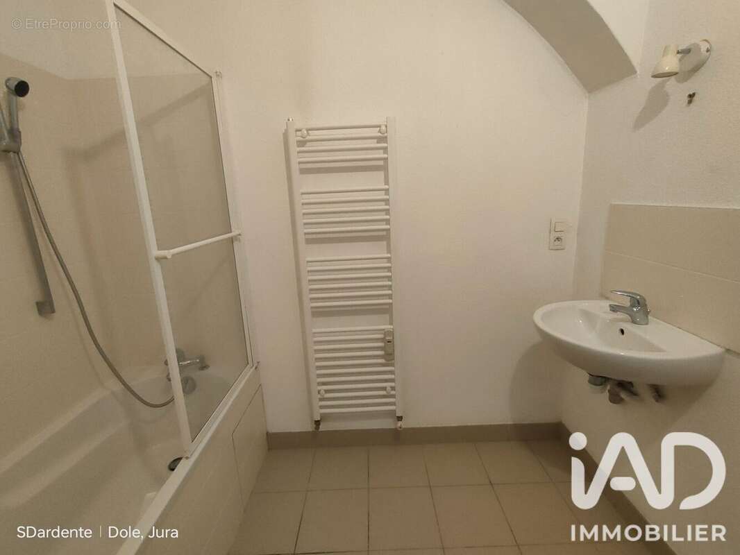 Appartement 85 m² à Dole  - photo 9
