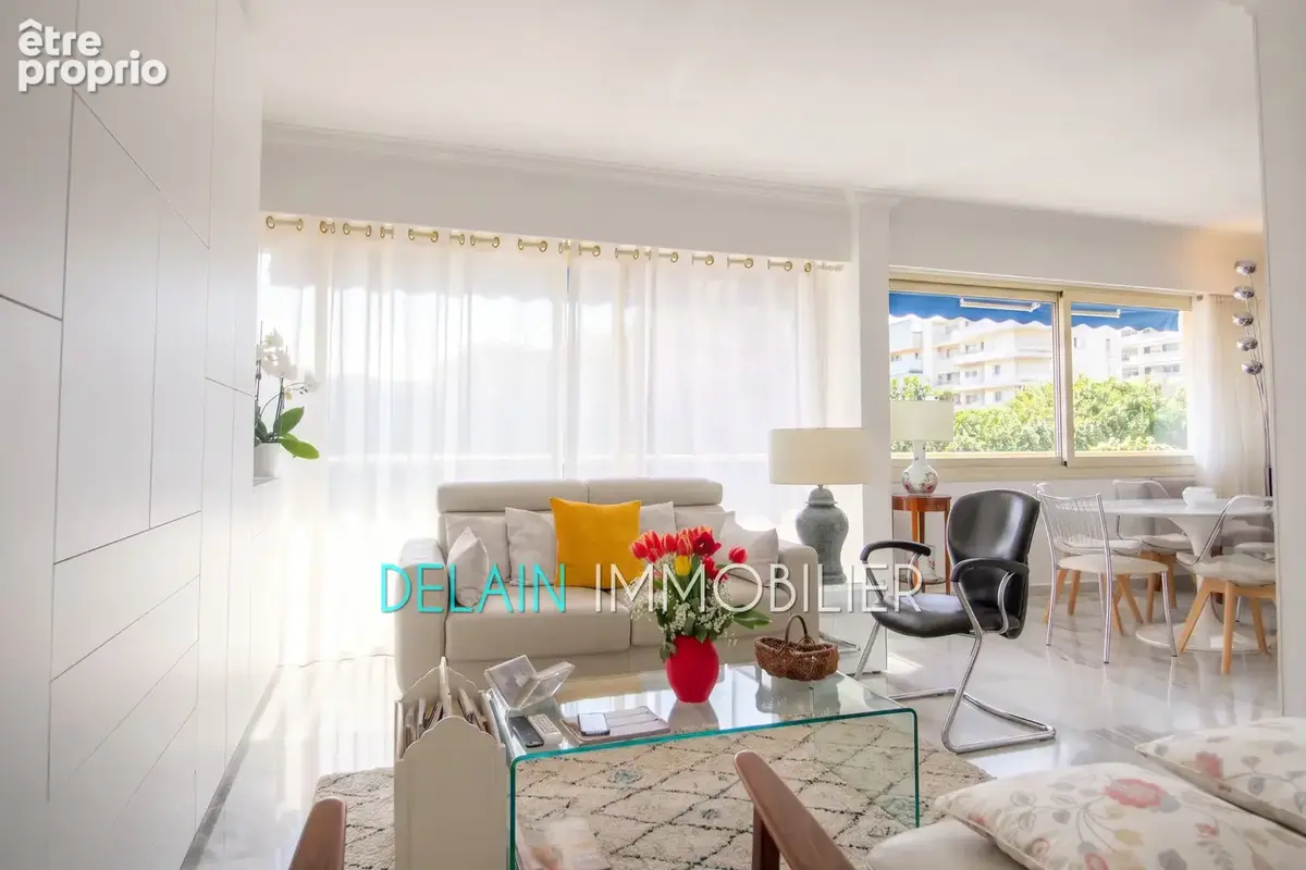 Appartement 4 pièces 98 m² à vendre à Cagnes-Sur-Mer (06800) - photo 2