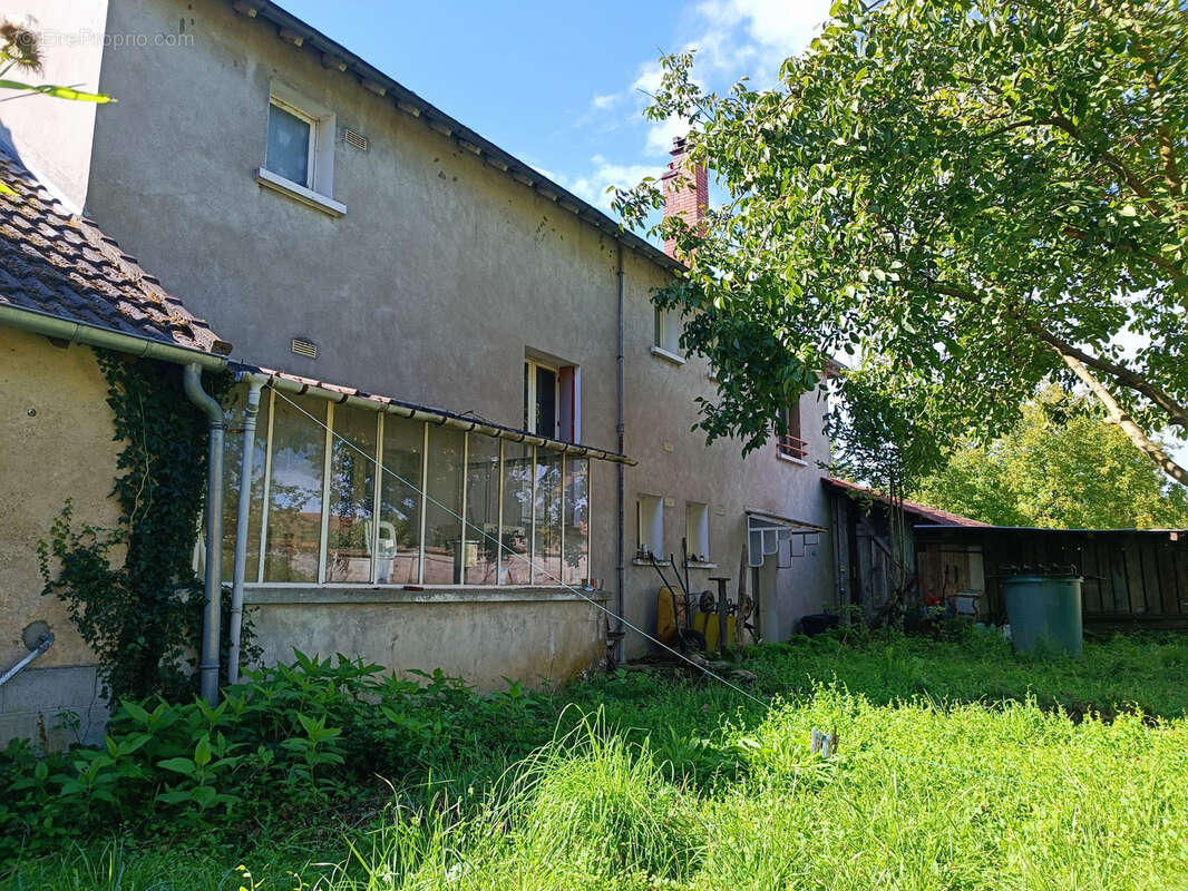 Maison à SANCERGUES