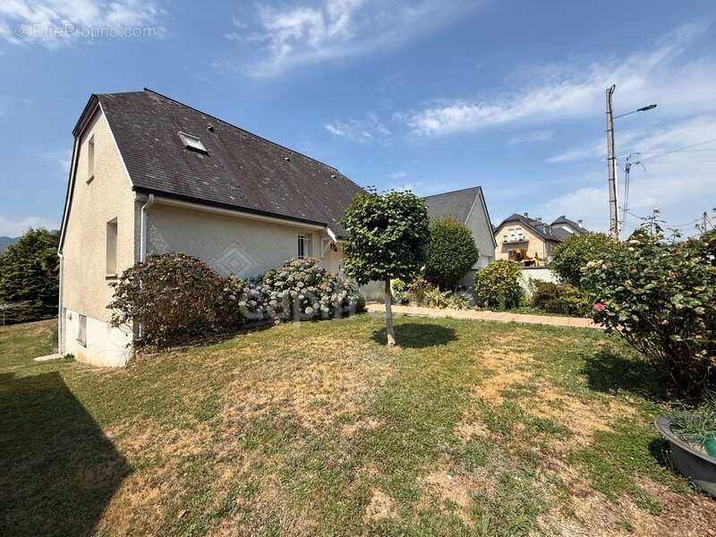 Maison à LOURDES