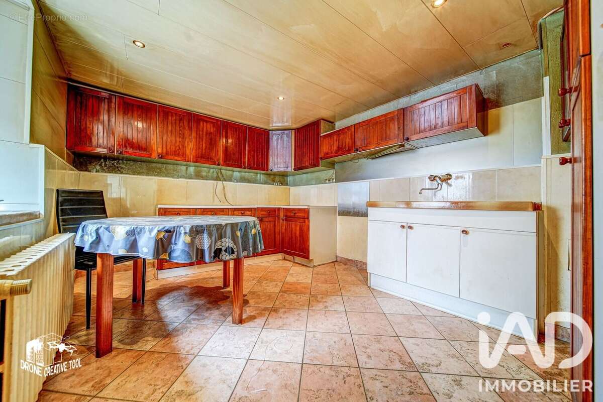 Maison 102 m² à Puttelange-Les-Thionville  - photo 5
