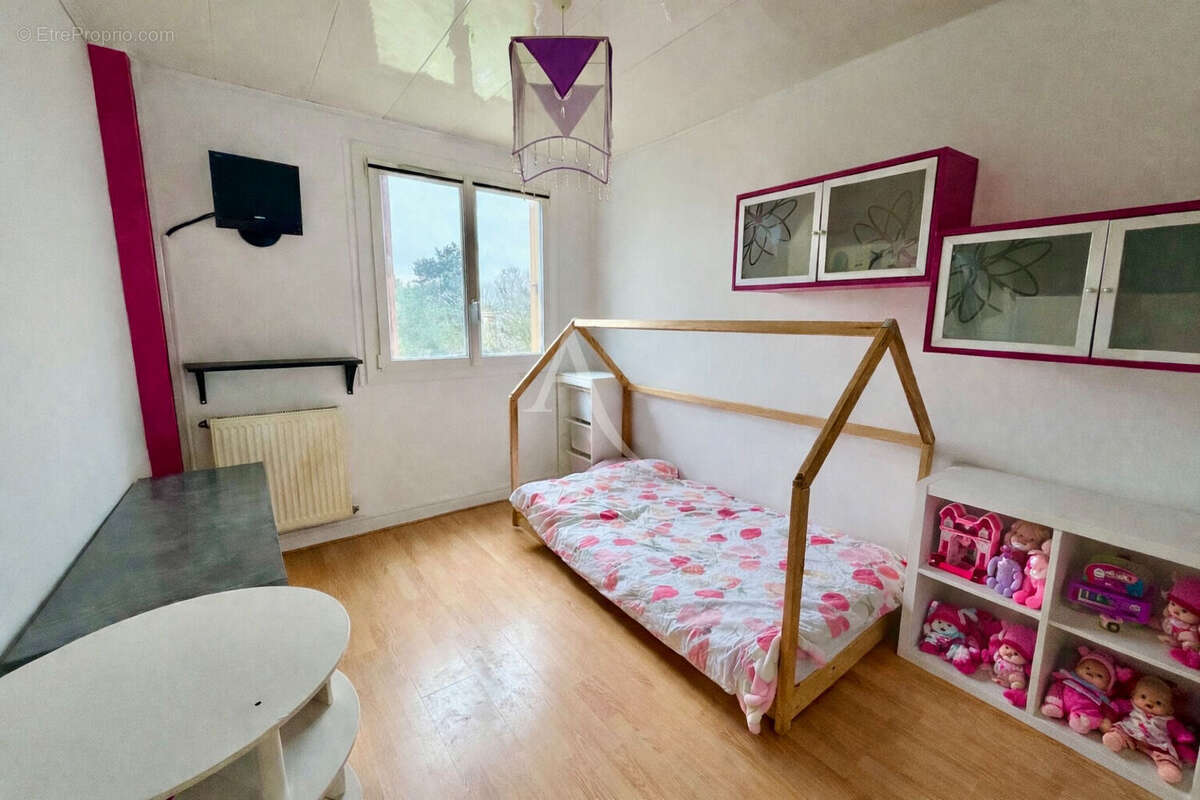 Brou-sur-Chantereine - Appartement 4 pièces lumineux - 3 chambres - 73m2 - photo 12