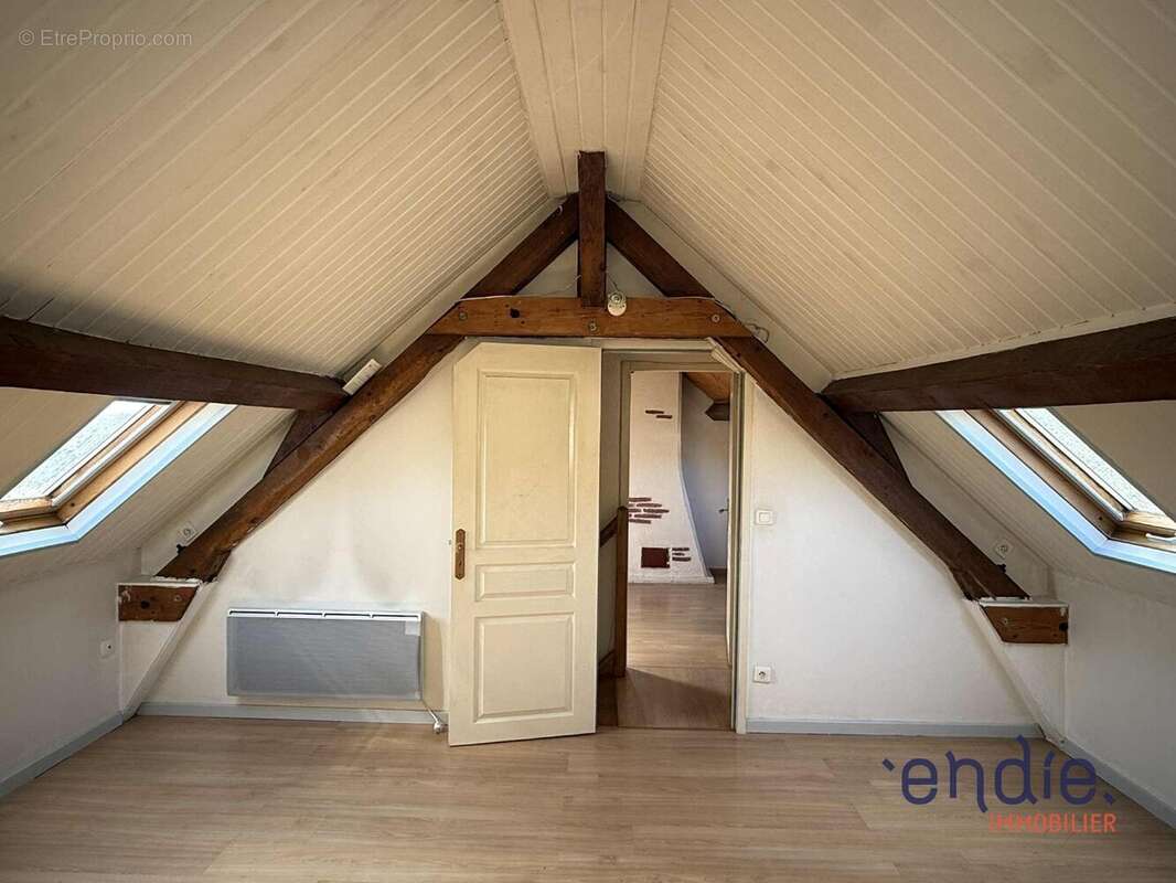 Maison à DOMPIERRE-SUR-BESBRE