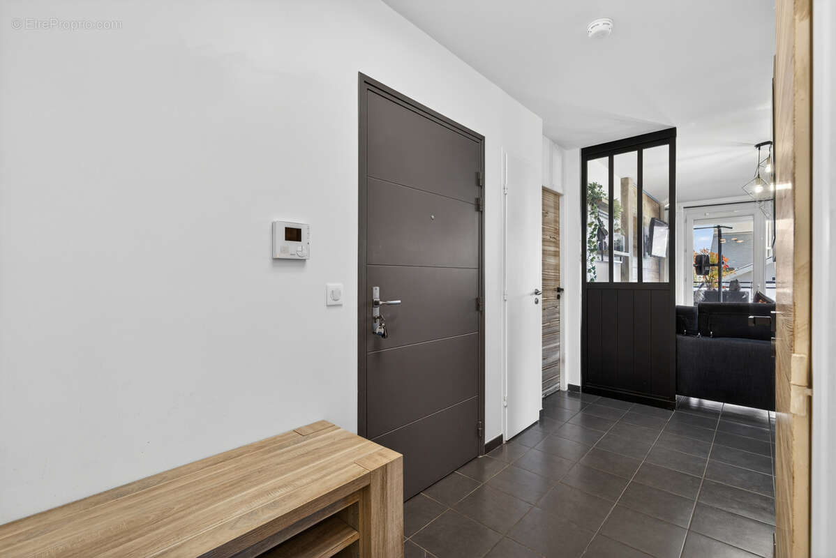 Appartement à MURES