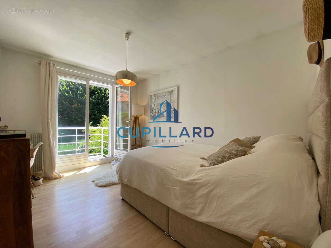 Maison T5 - 97m2 - Véranda - garage - secteur Marcombes - photo 21