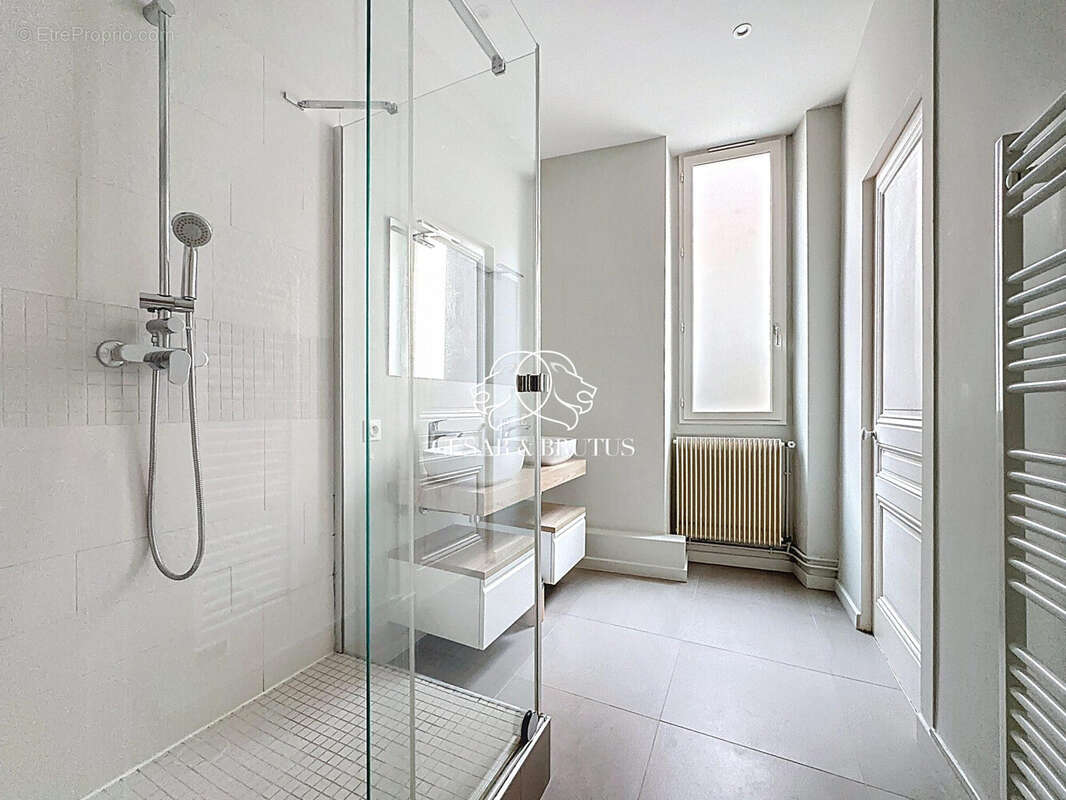 Appartement à LYON-5E