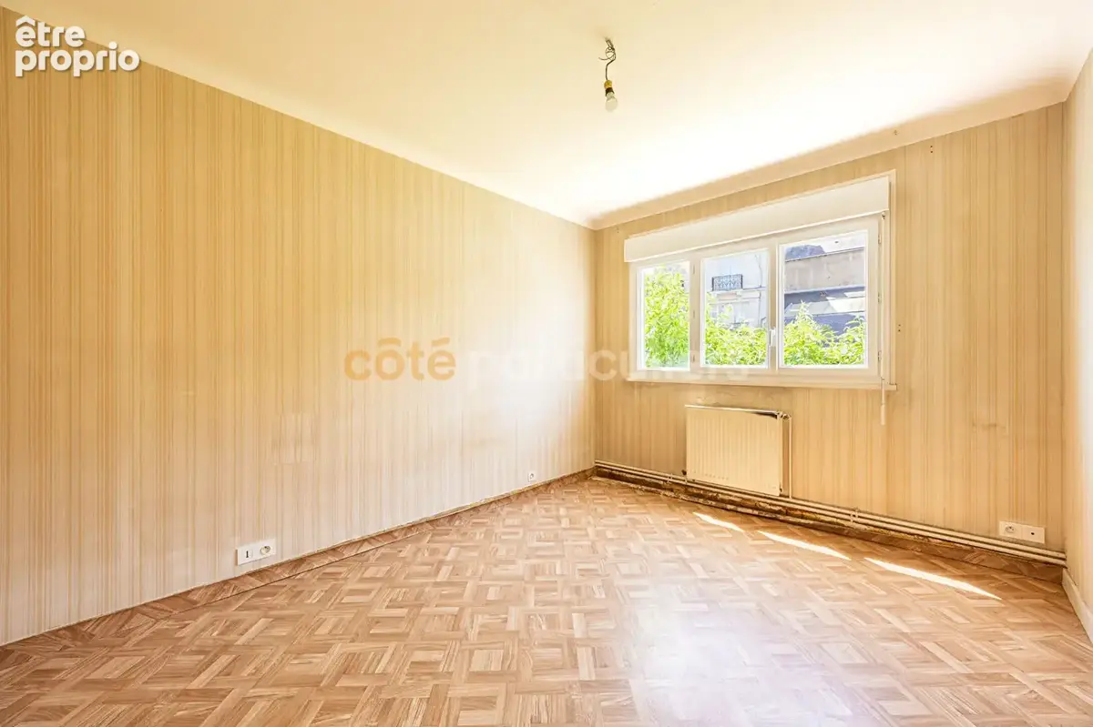 Ile de versailles -- appartement t4 -- 91m2 -- 2 chambres -- vue sur l'erdre  --  jardin partagé -- garage possible -- proximite - photo 10