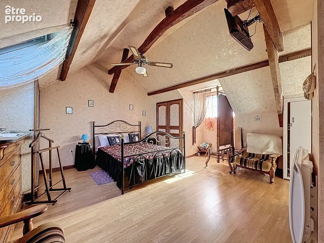 Maison de charme dans un hameau calme (37) - photo 12