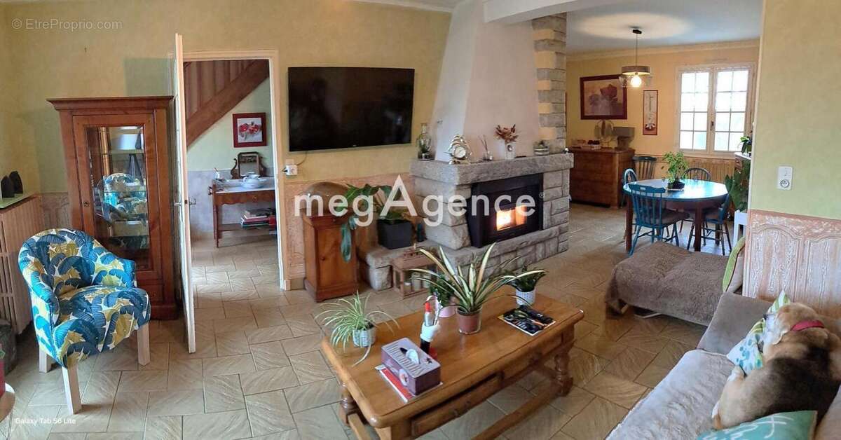 Maison à BAGUER-PICAN