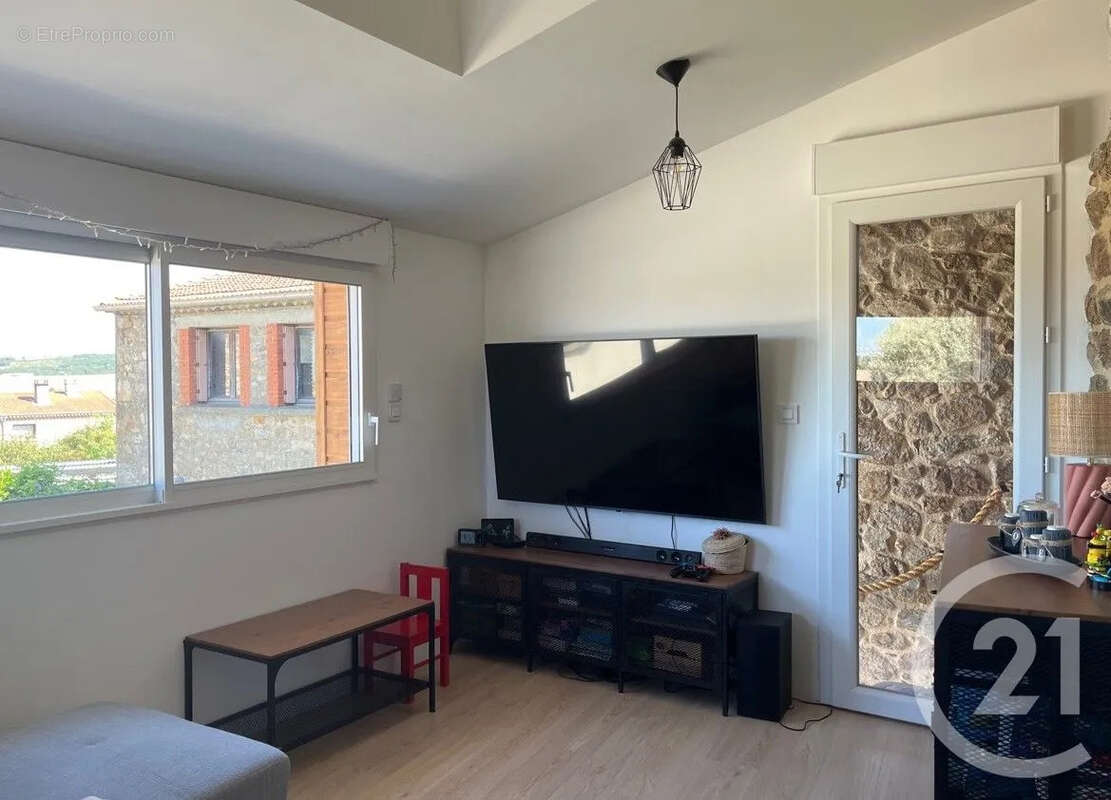 Maison 114 m² à Ardoix  - photo 6
