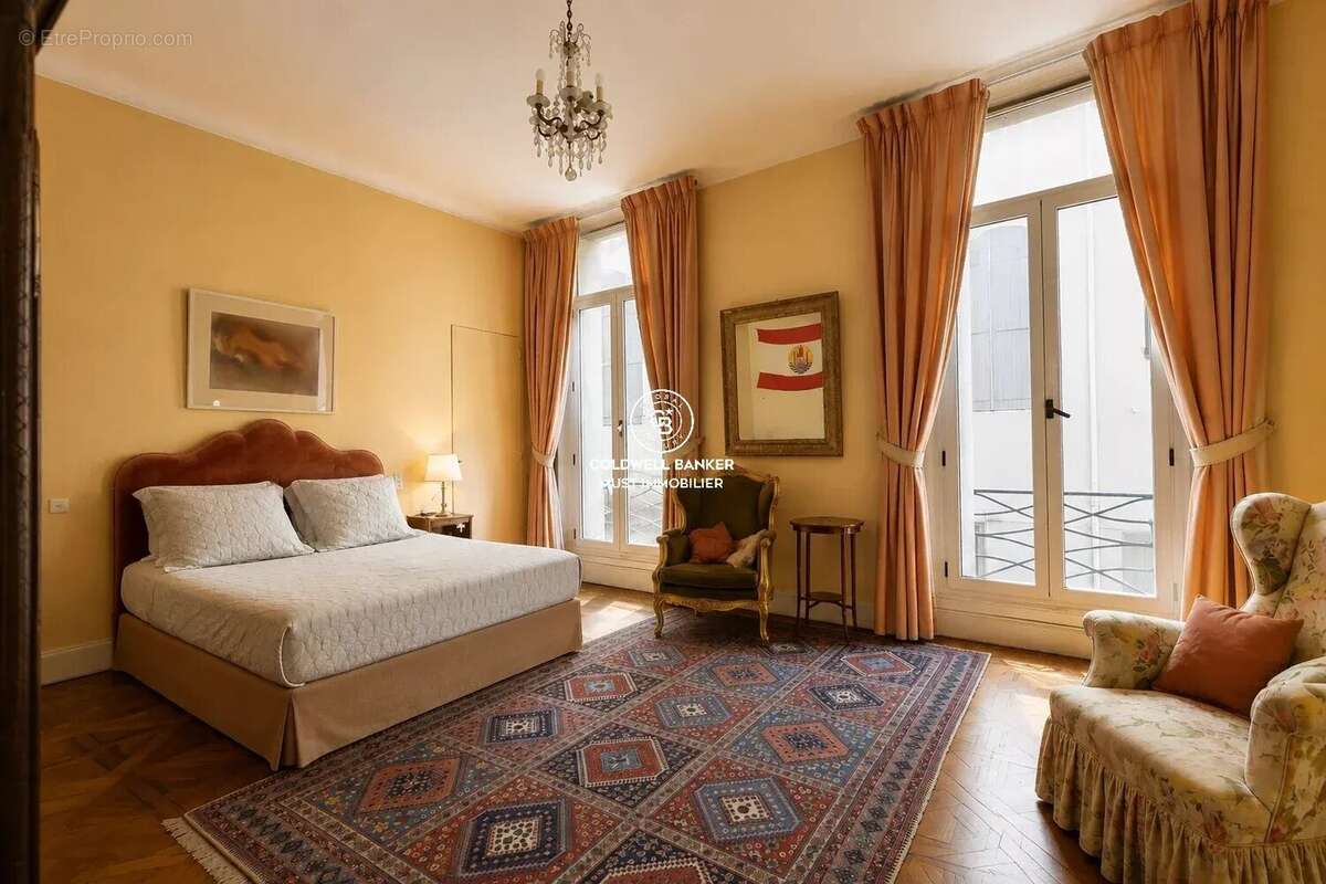 Appartement bourgeois d’exception – Une adresse prestigieuse au cœur de Perpignan - photo 12
