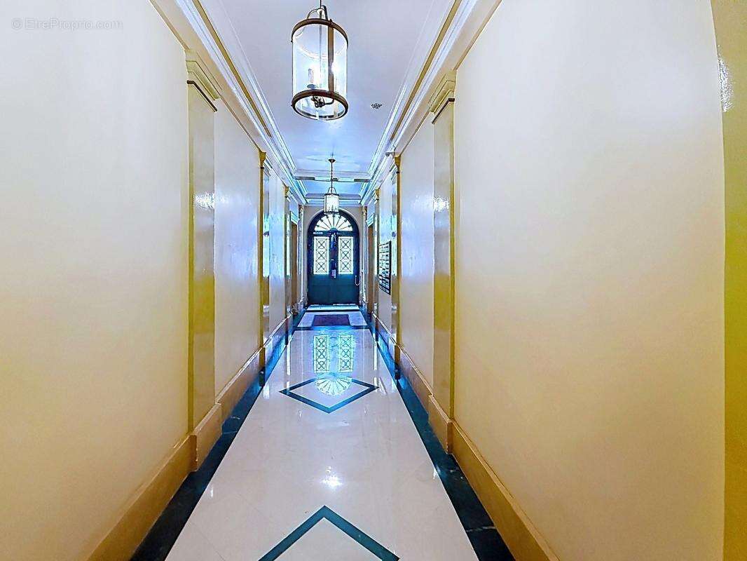 Appartement à PARIS-3E