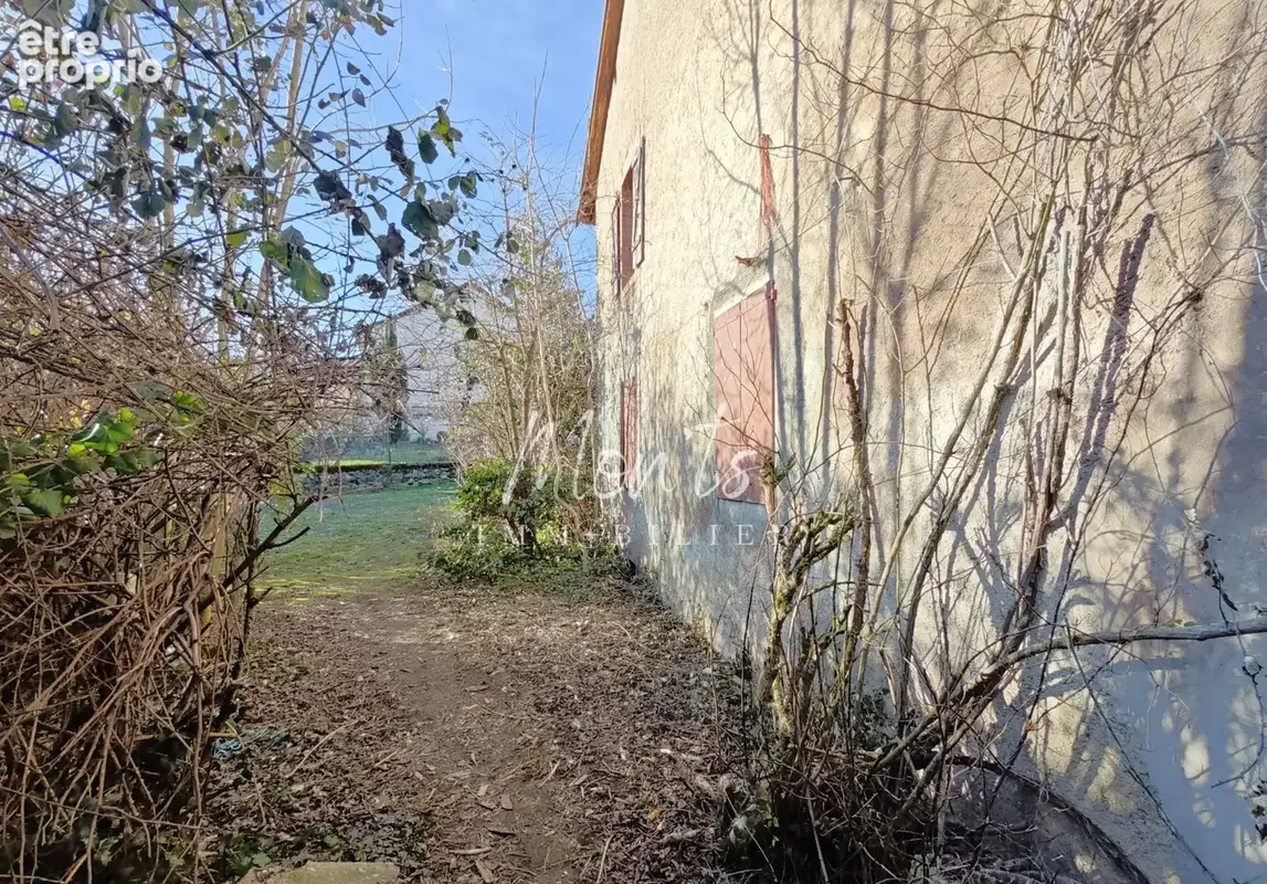 VULBENS - Maison de village a réhabiliter - photo 3