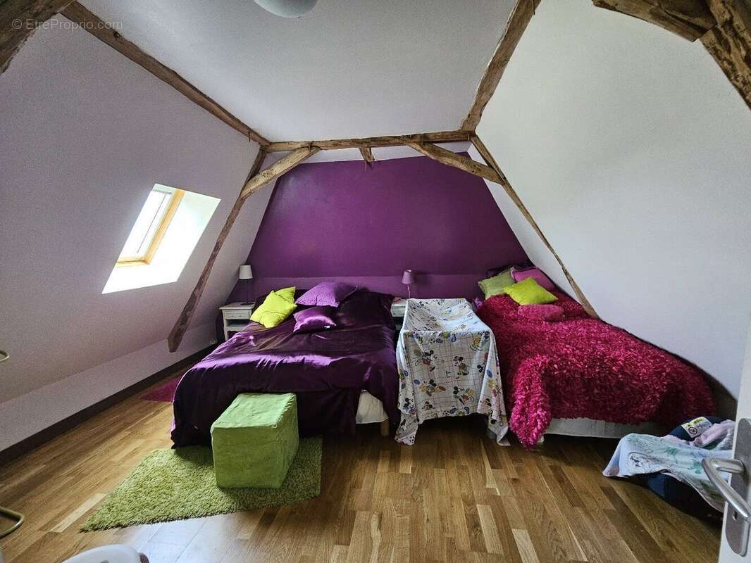 Maison à LACROPTE