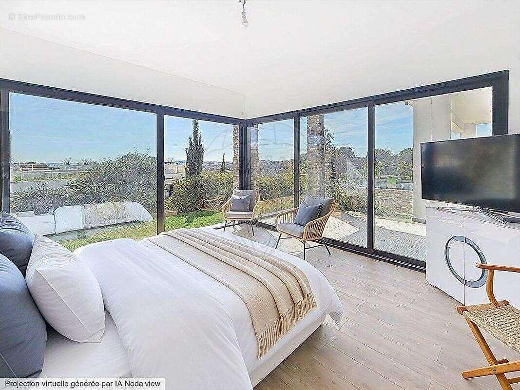 Appartement à VILLENEUVE-LOUBET
