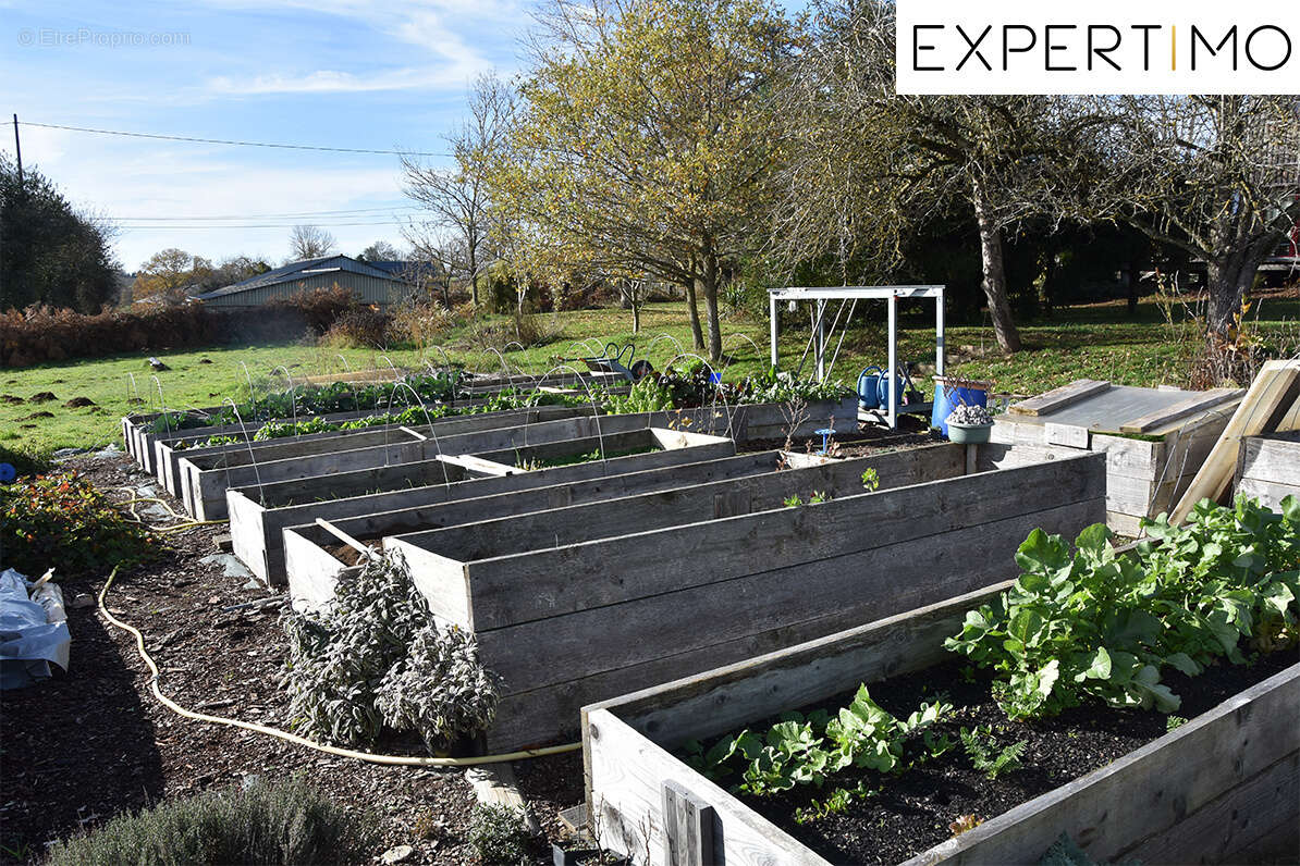 Maison à SAINTE-CHRISTINE