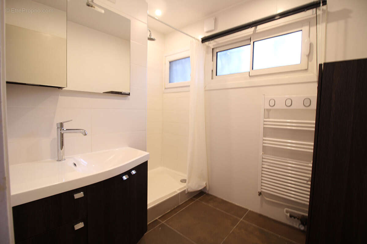 Maison à SARTROUVILLE