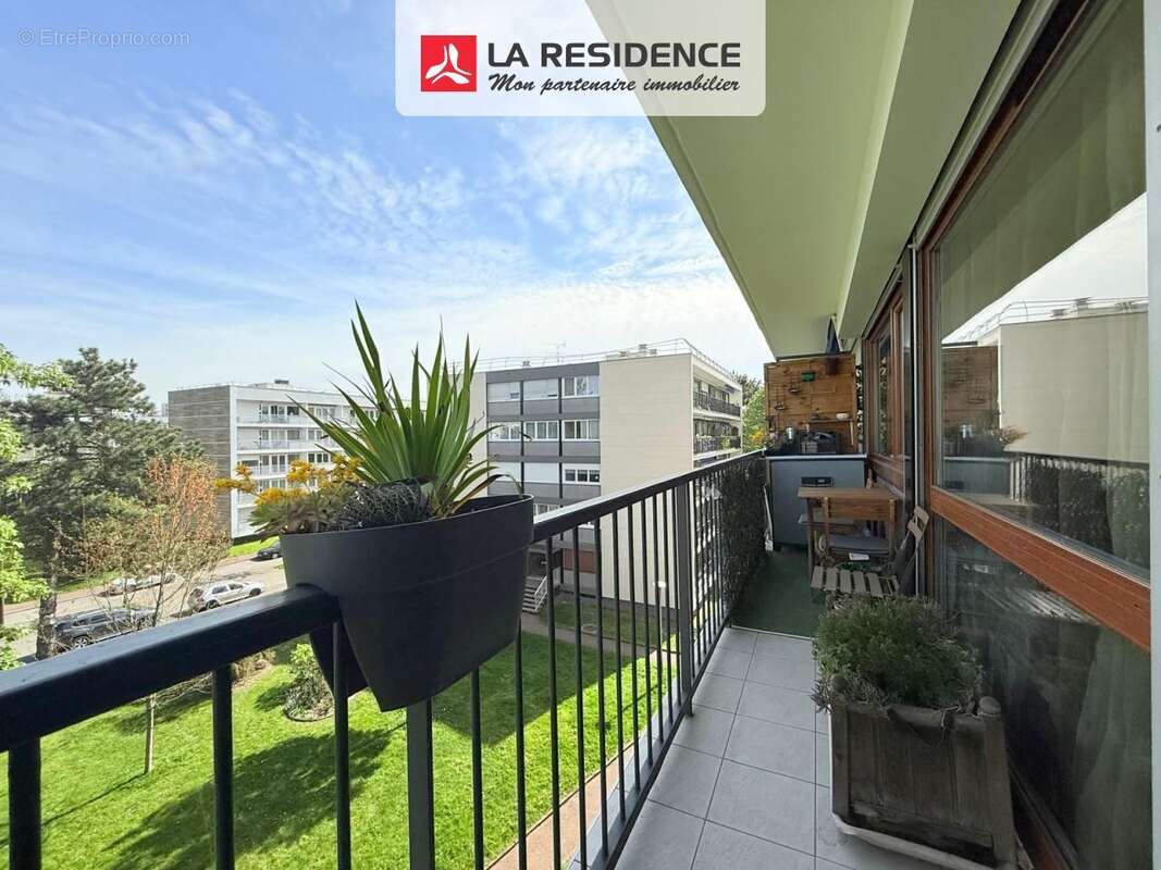 Appartement 77 m² à Velizy-Villacoublay  - photo 2