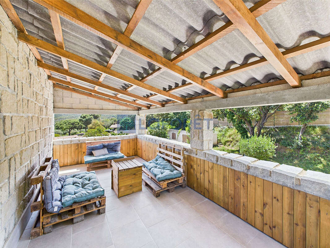 Maison à BELVEDERE-CAMPOMORO